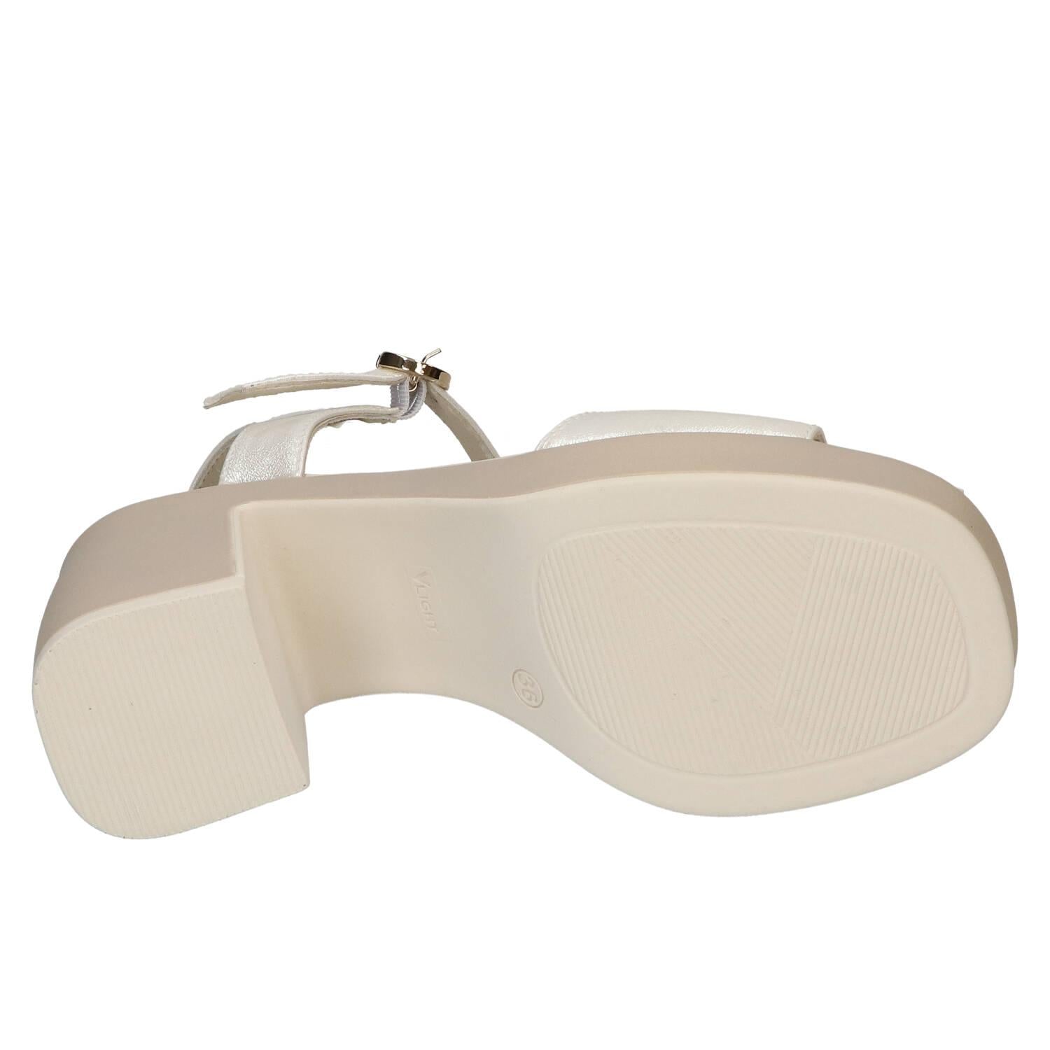 Sandales, blanc