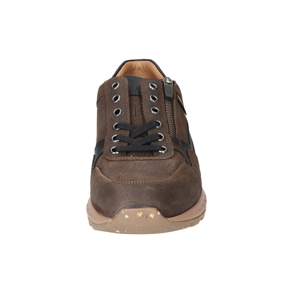 Baskets, marron foncé