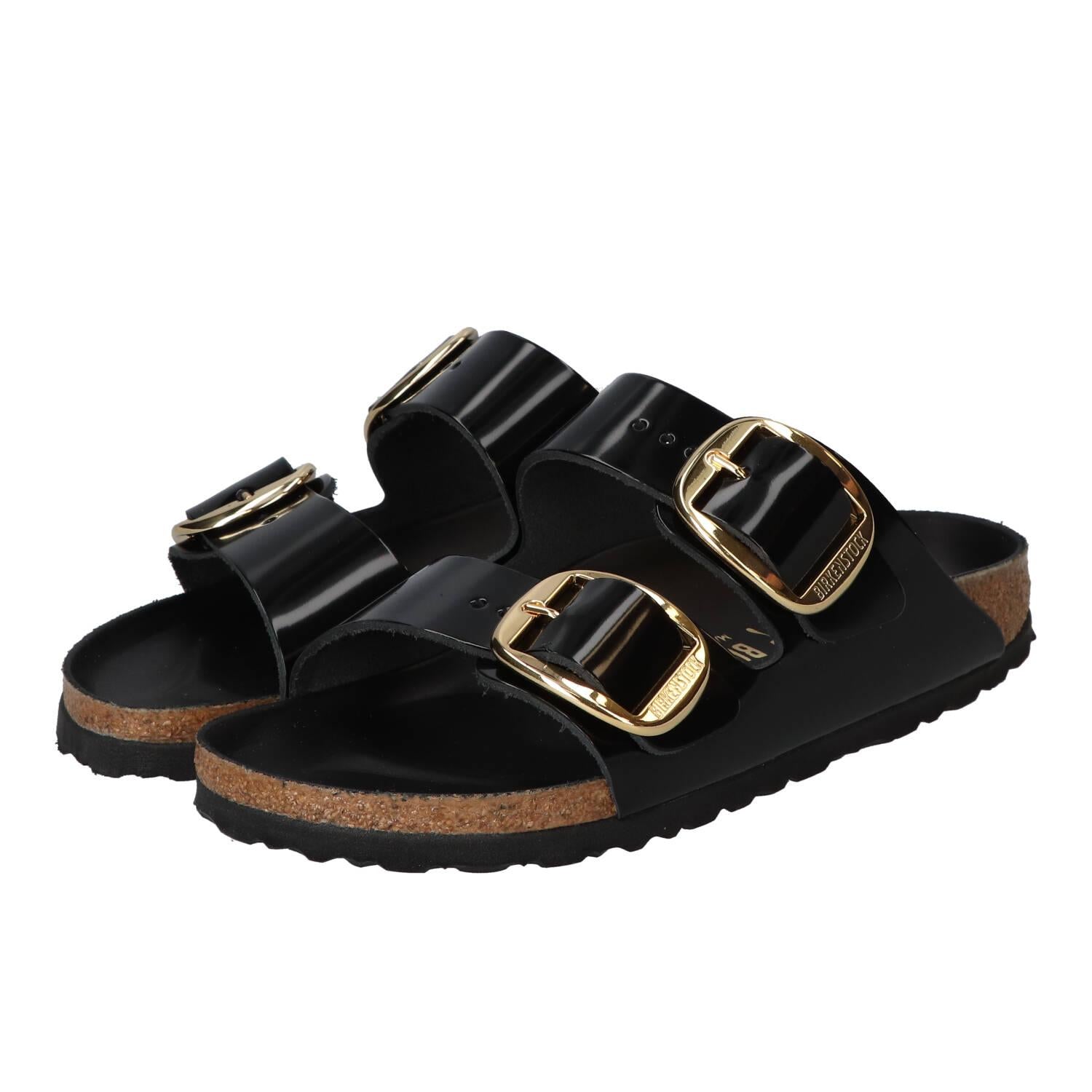 Slippers, Zwart