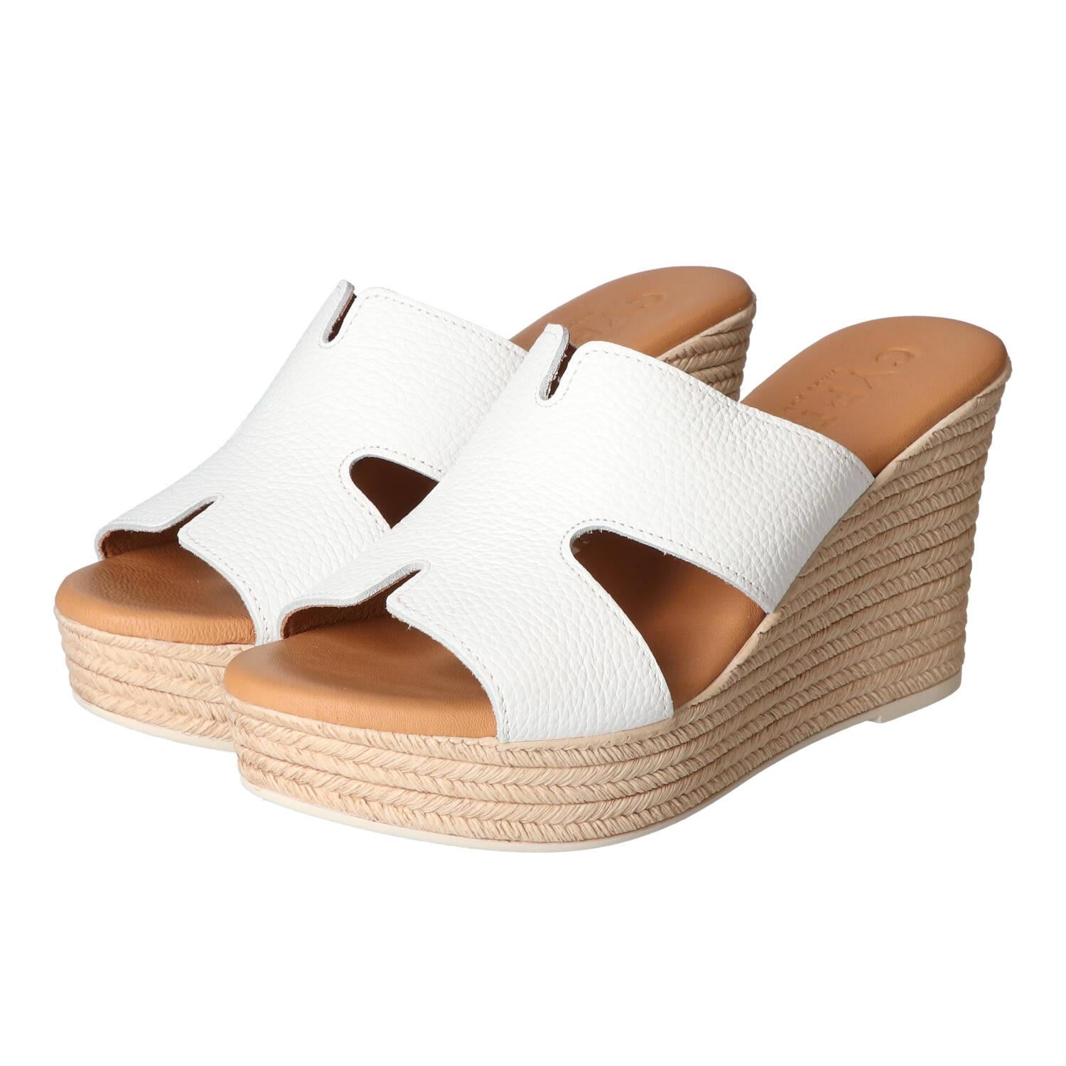 Mules, Blanc