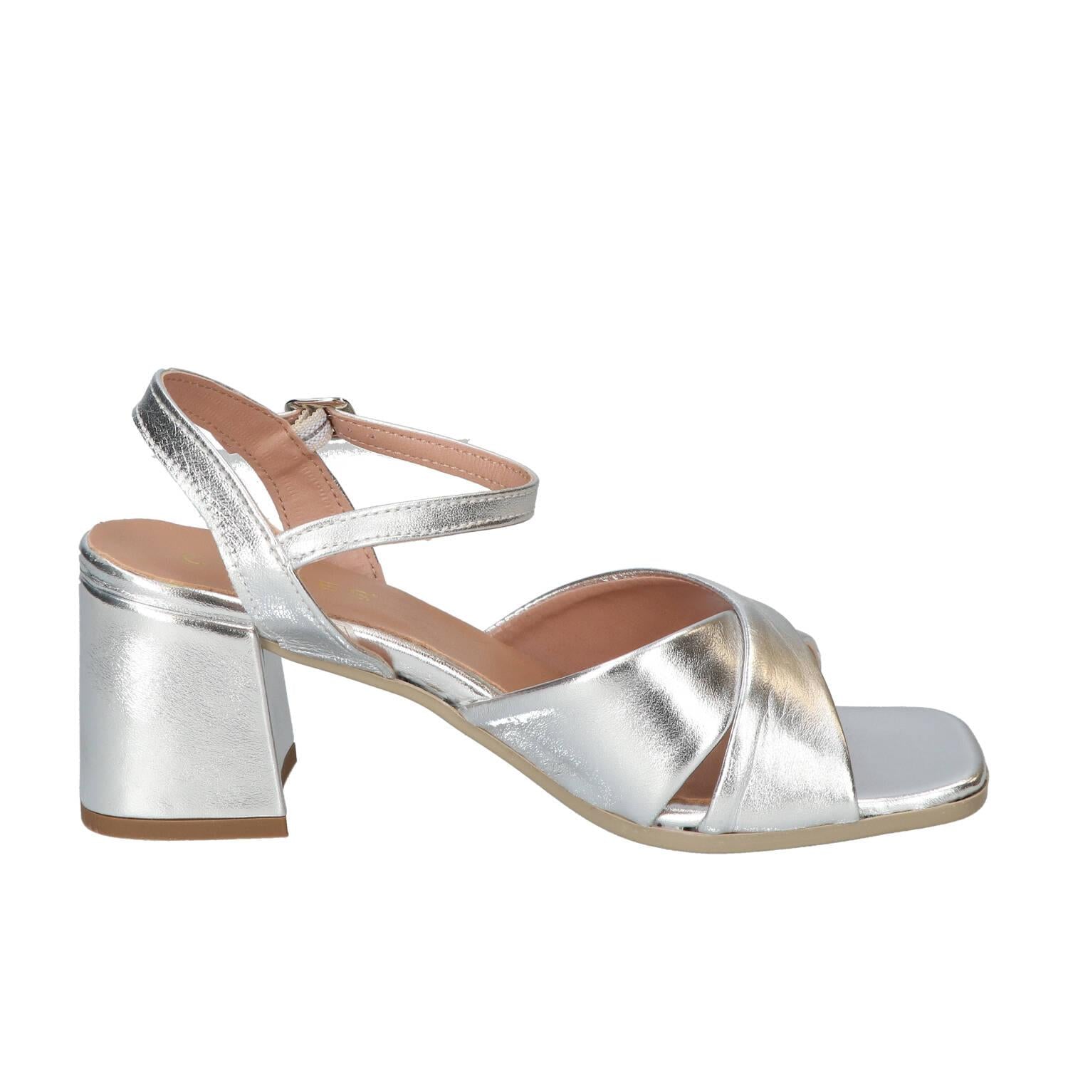 Sandalen, Zilver