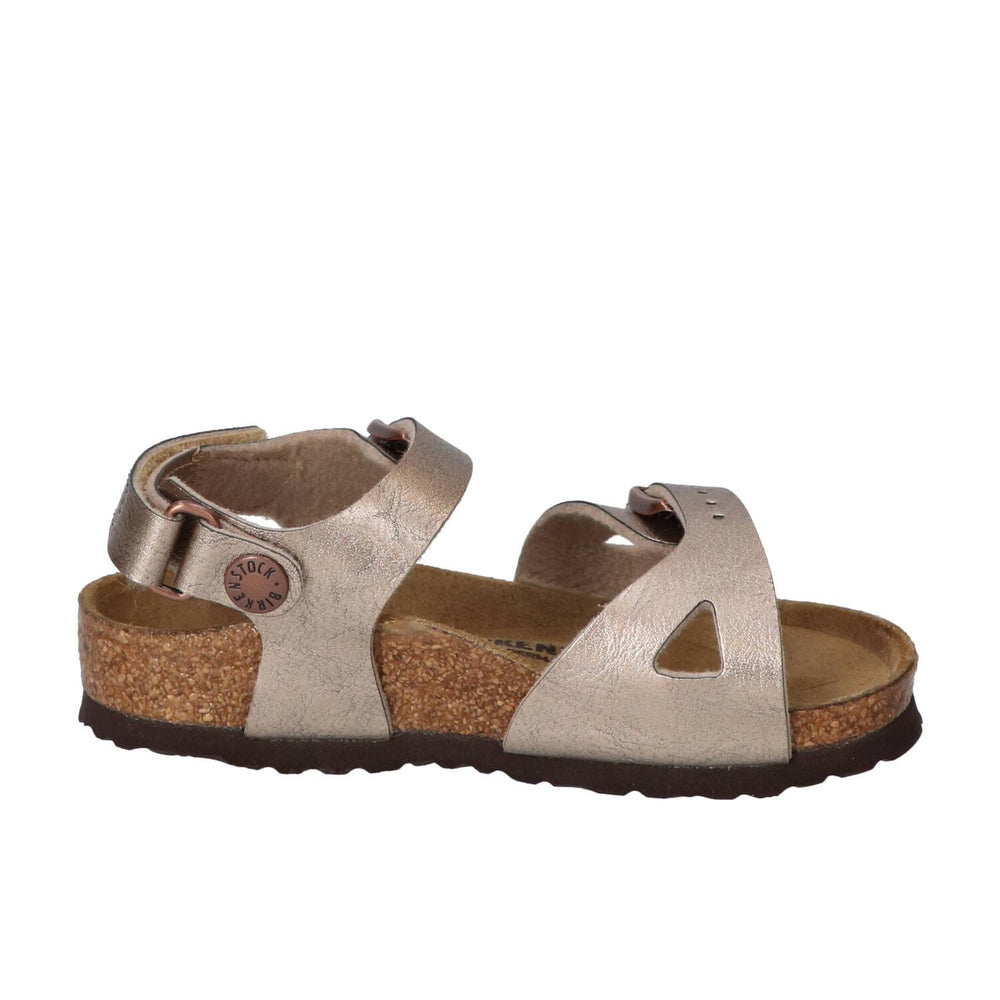 Chaussons, Bronze