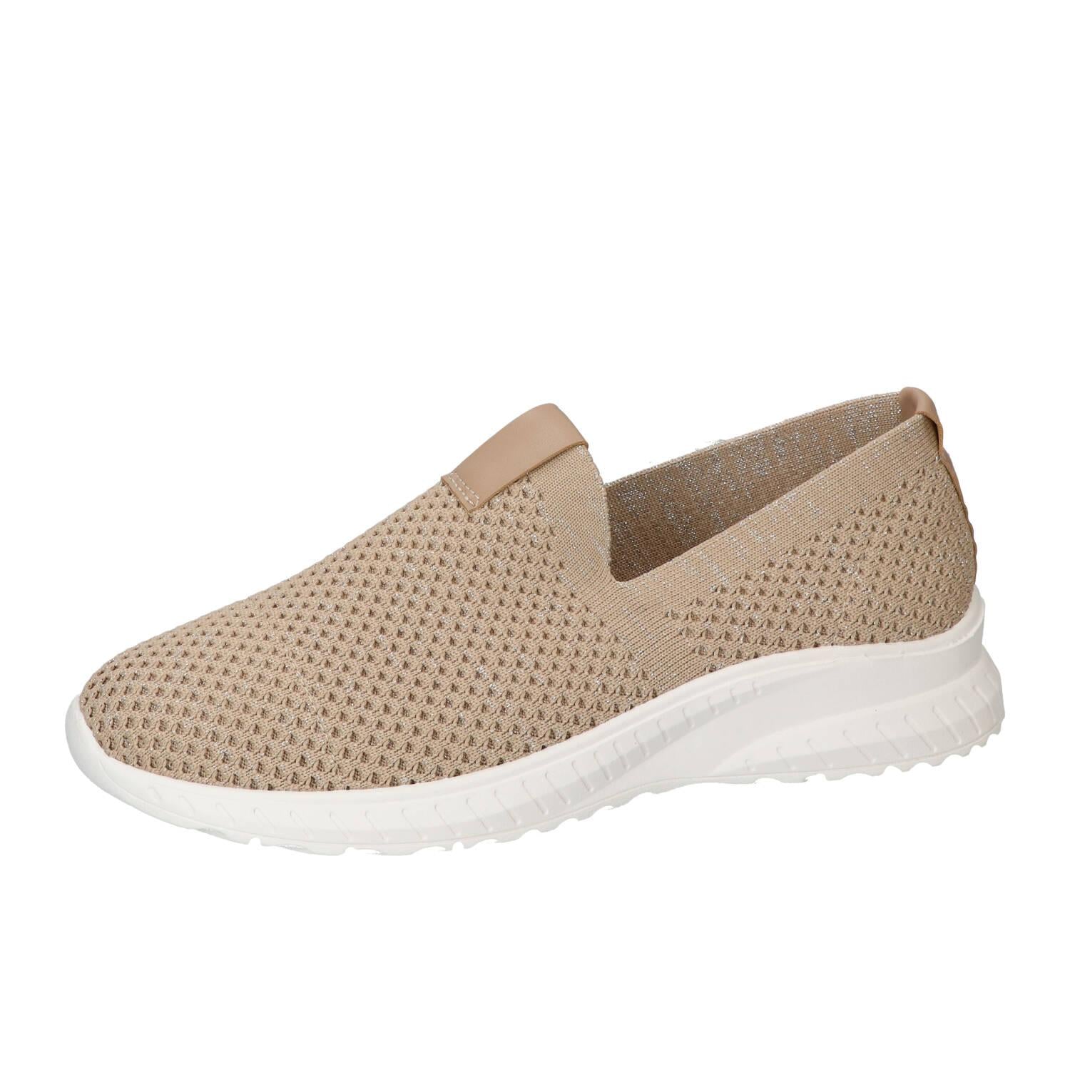 Chaussures à enfiler, Beige clair