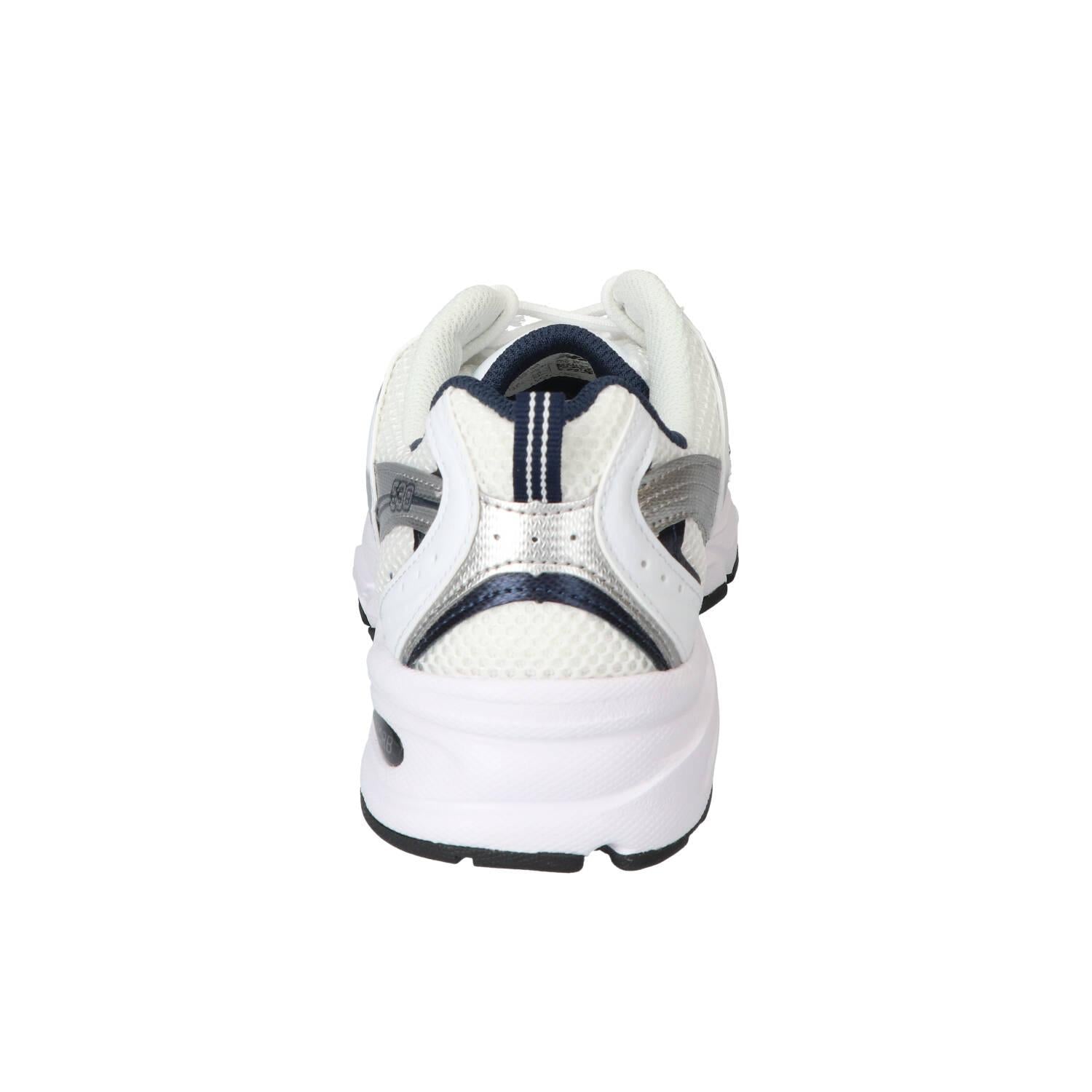 Sneakers, Wit