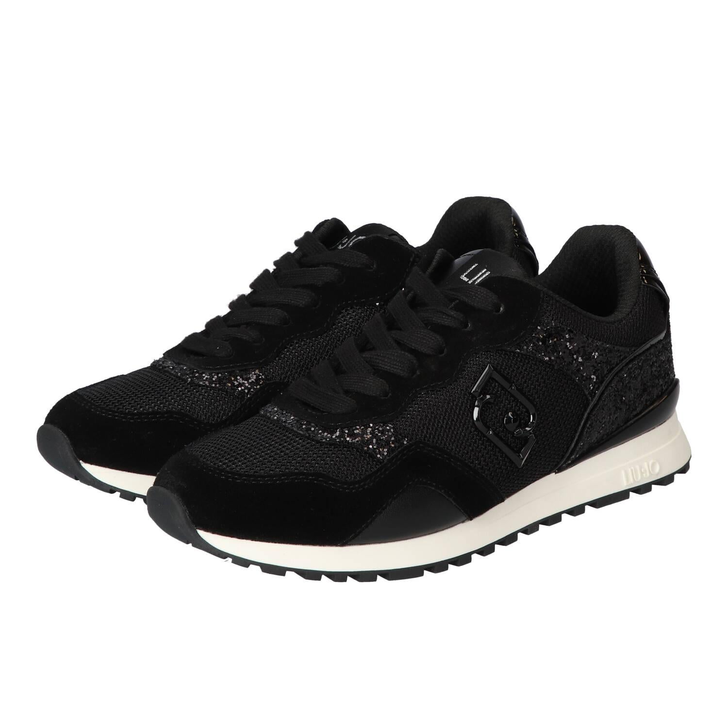 Sneakers, Zwart