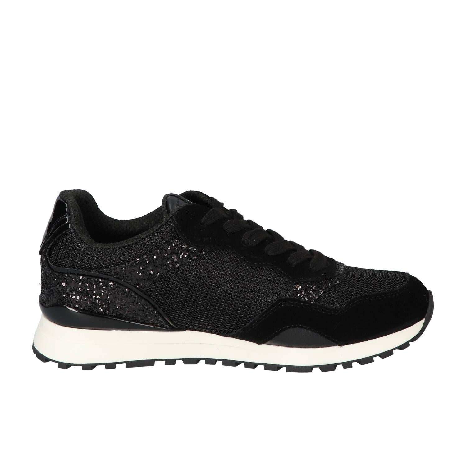 Sneakers, Zwart