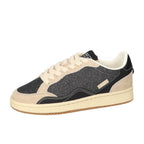 Sneakers, Zwart