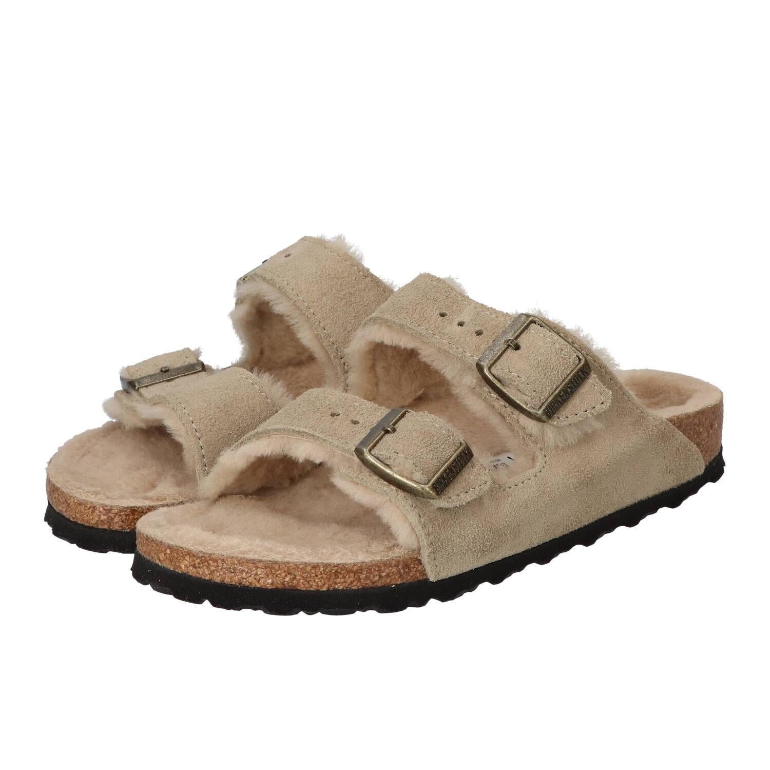 Chaussons, Taupe