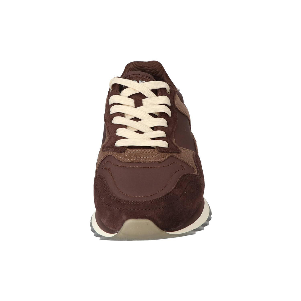 Baskets, marron foncé