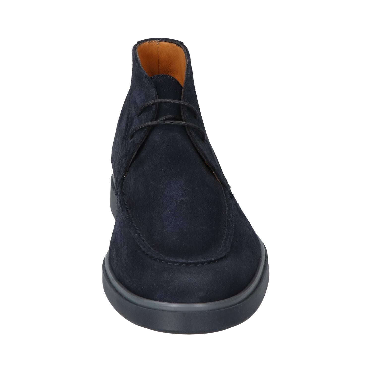 Boots, Blauw