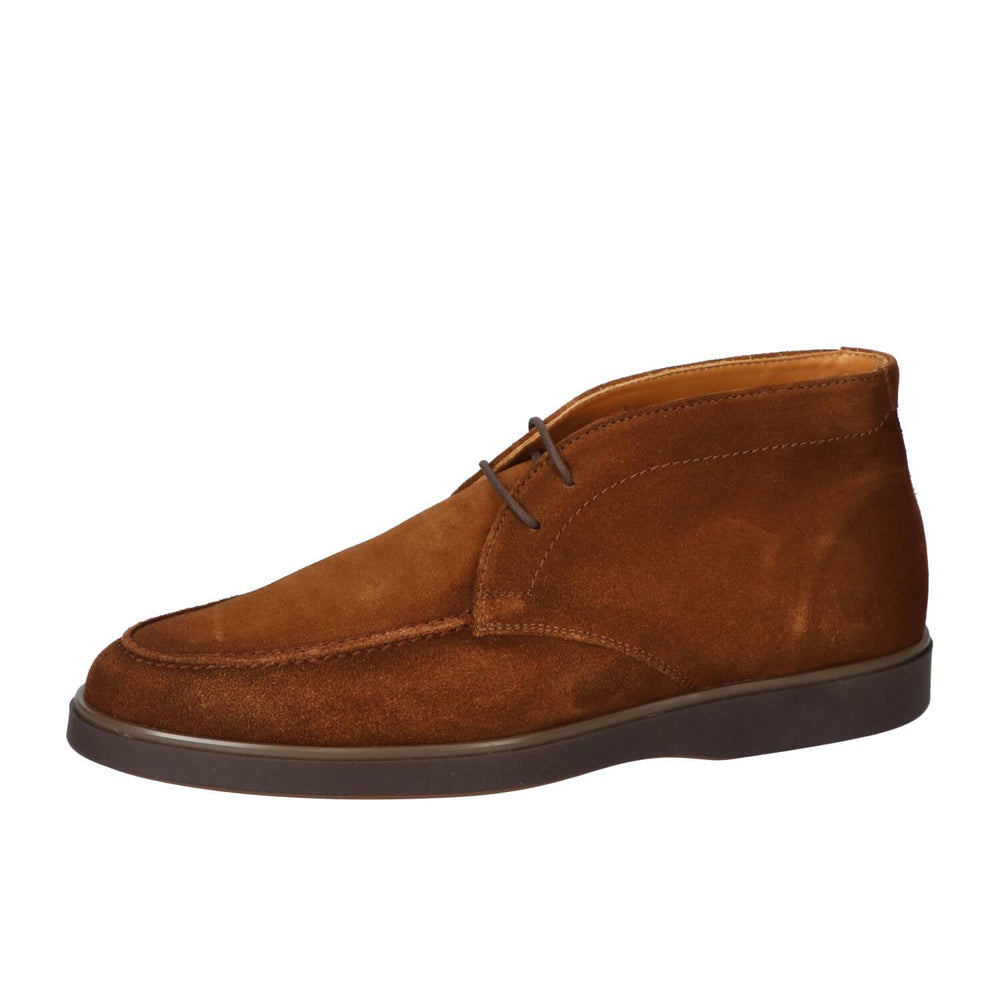 Boots, Cognac