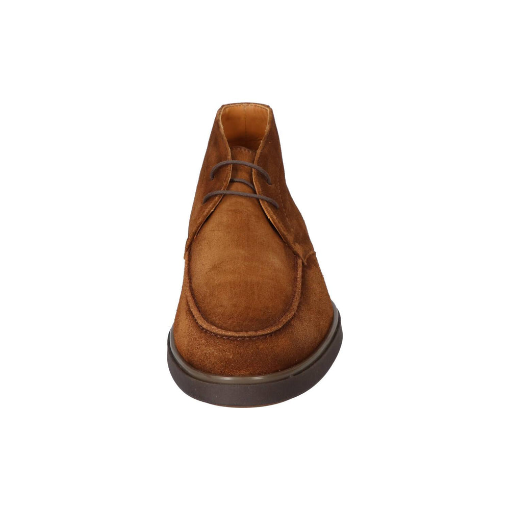 Boots, Cognac