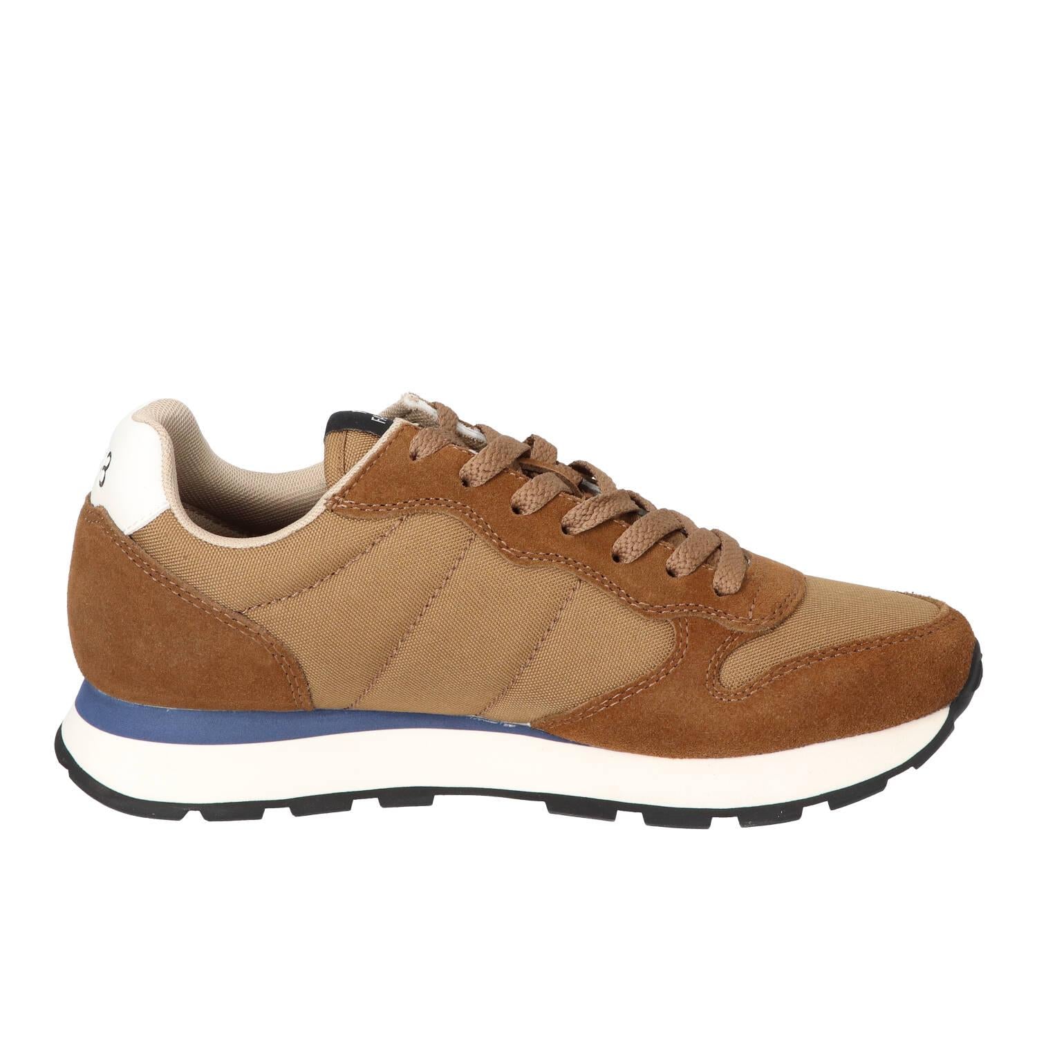 Sneakers, Cognac