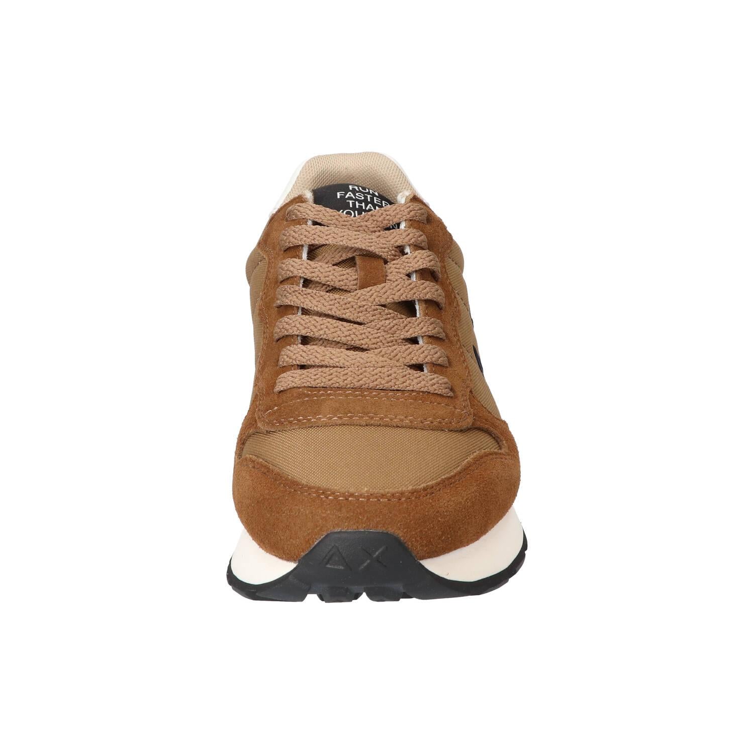 Sneakers, Cognac