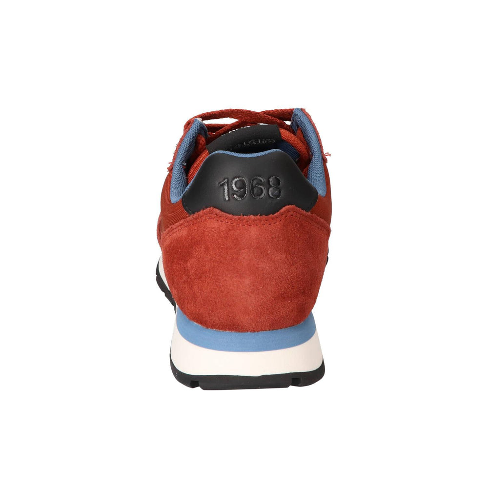 Sneakers, Oranje