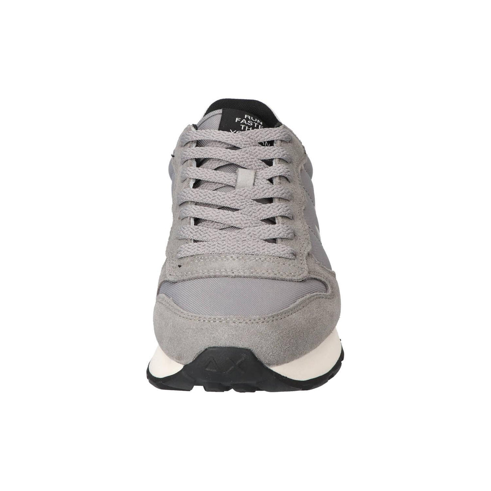 Baskets, gris clair