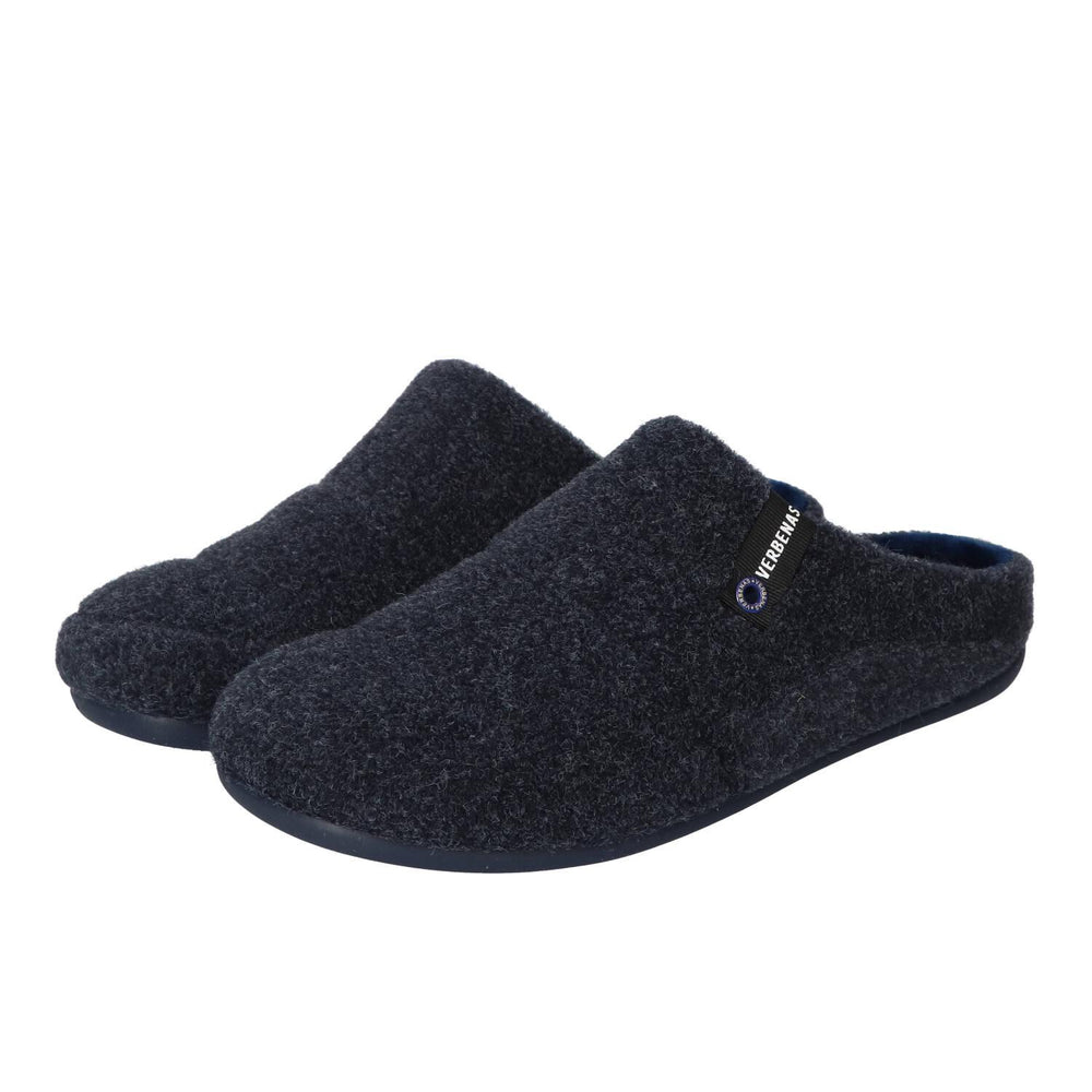 Chaussons, Bleu