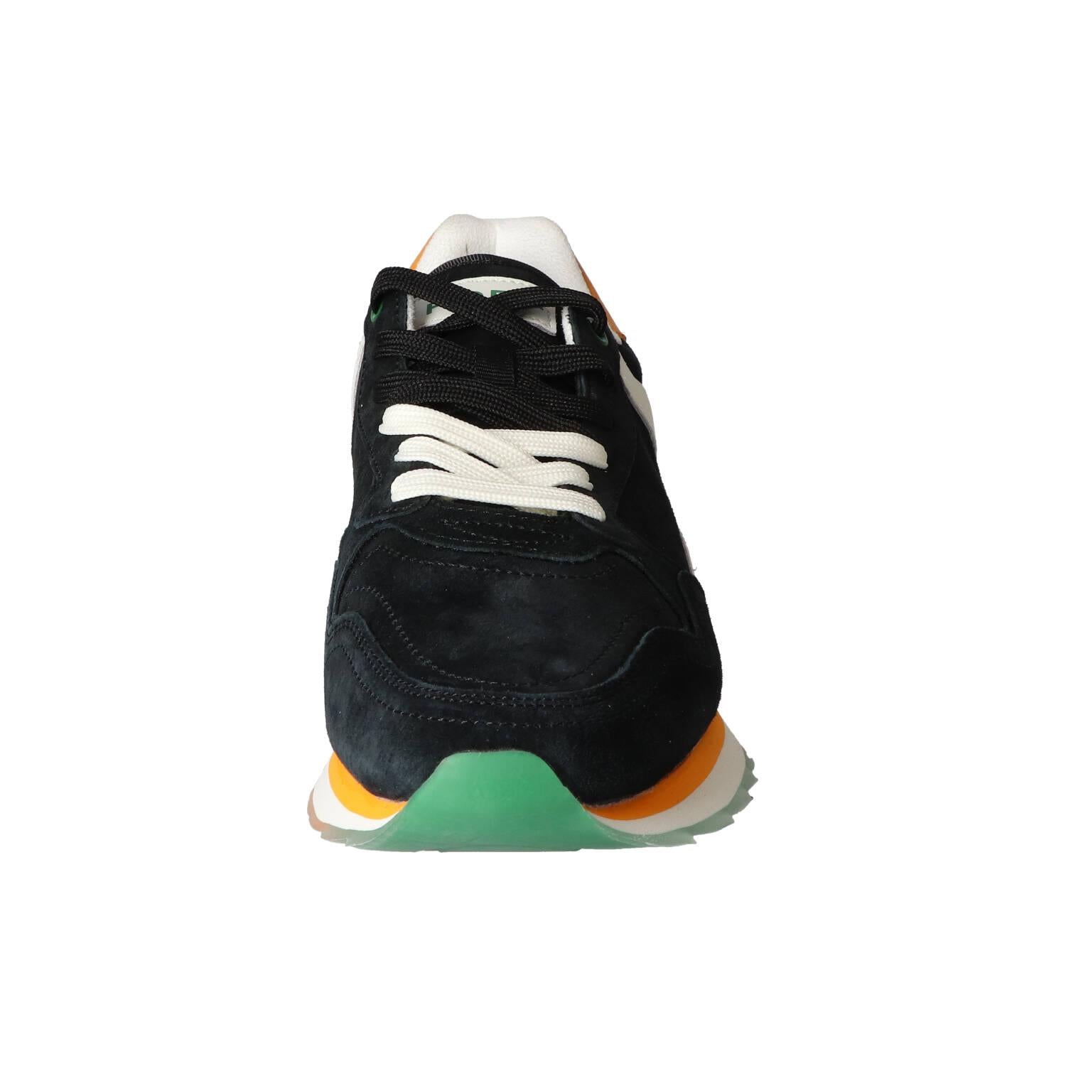 Sneakers, Zwart