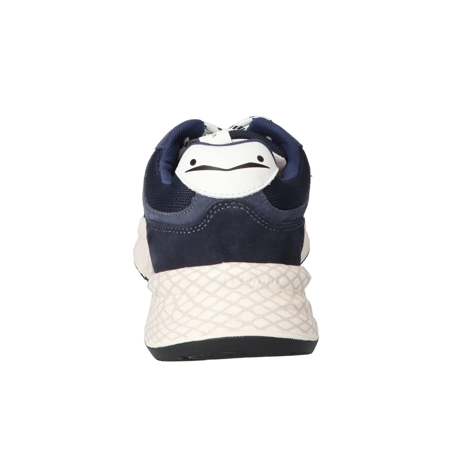 Baskets, bleu