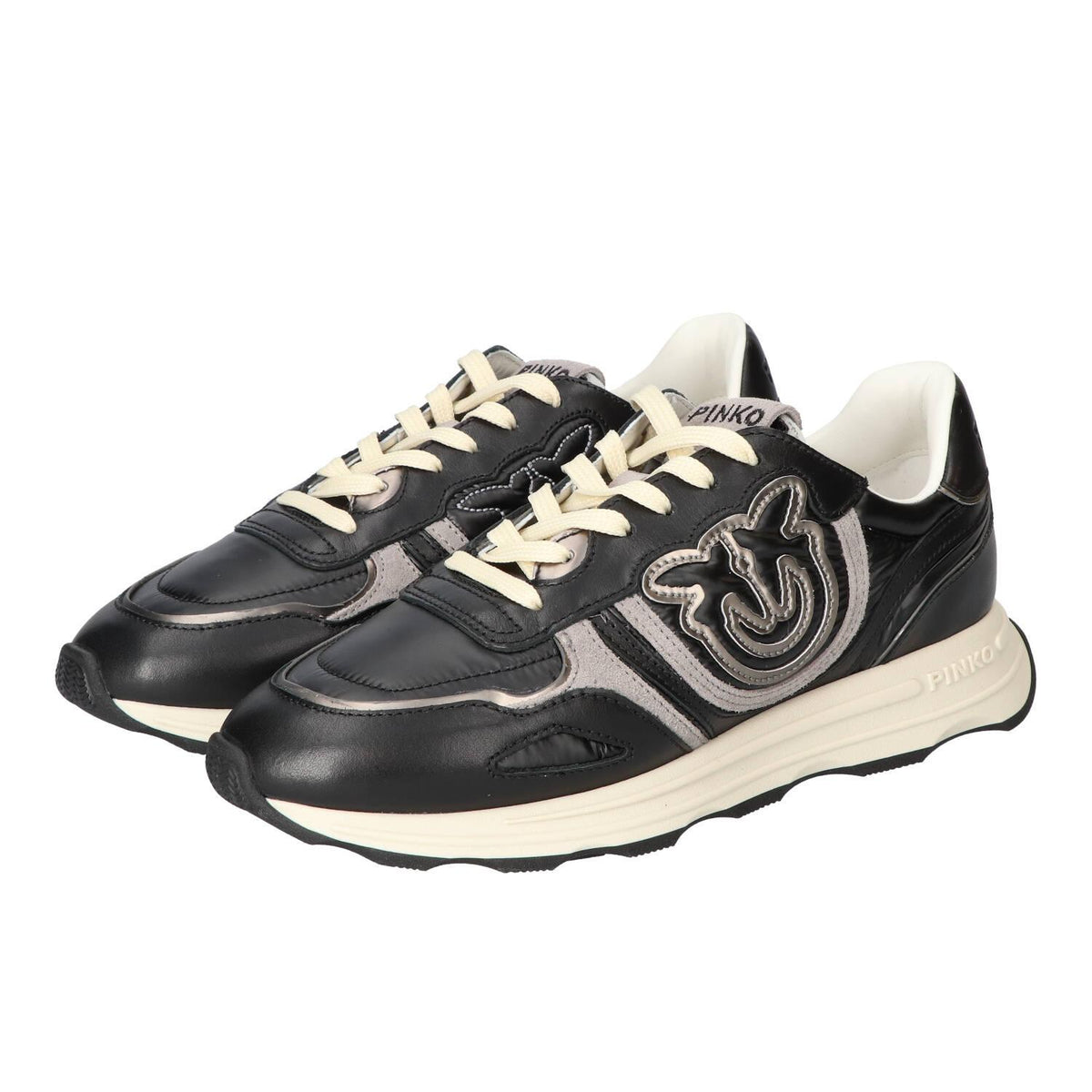 Sneakers, Zwart