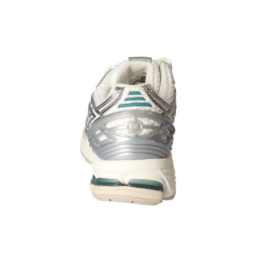 Baskets, argent