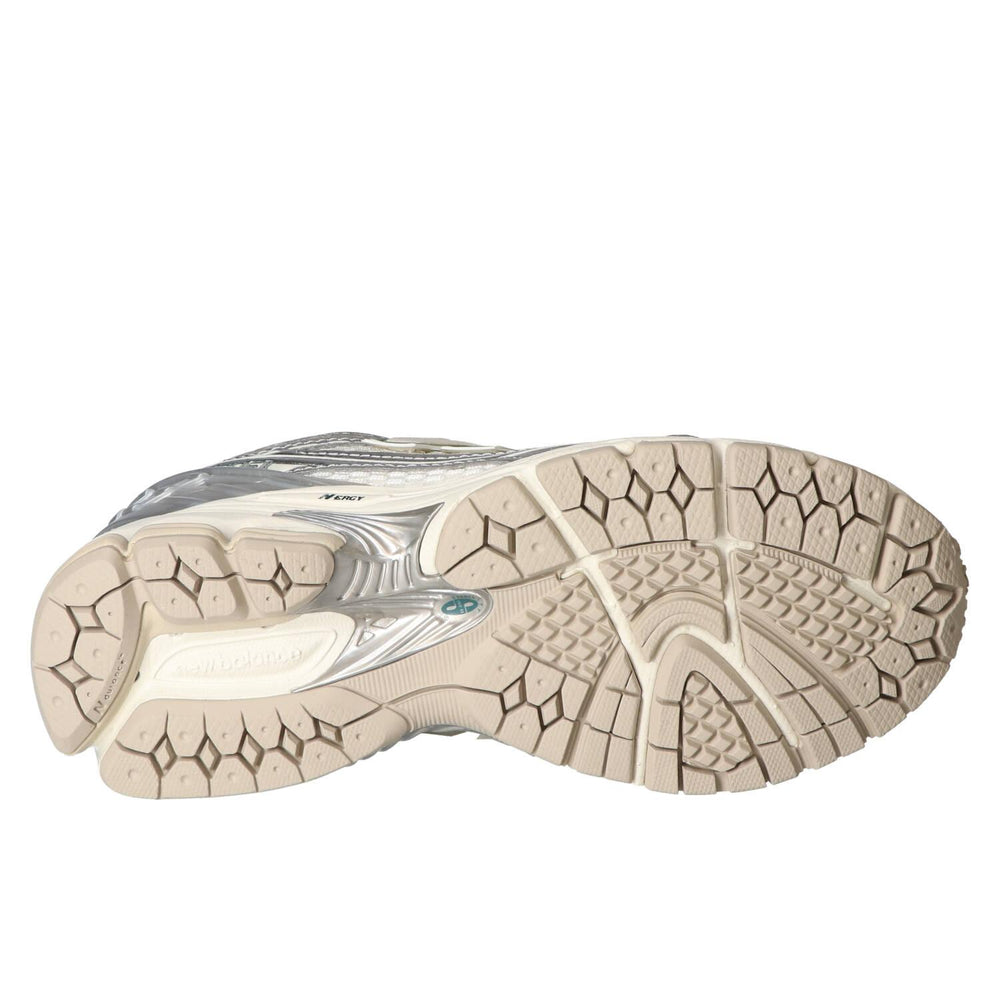Baskets, argent