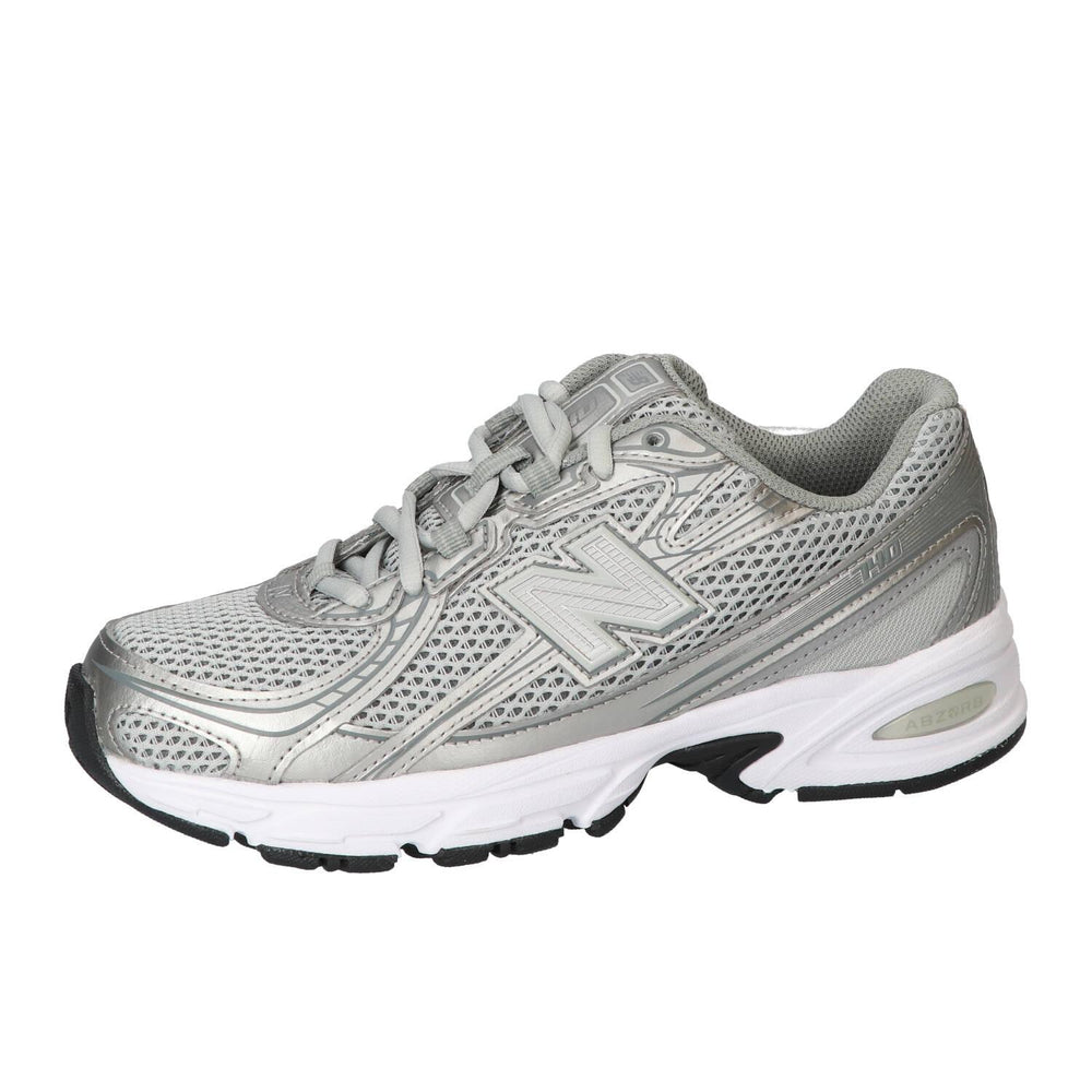 Baskets, gris