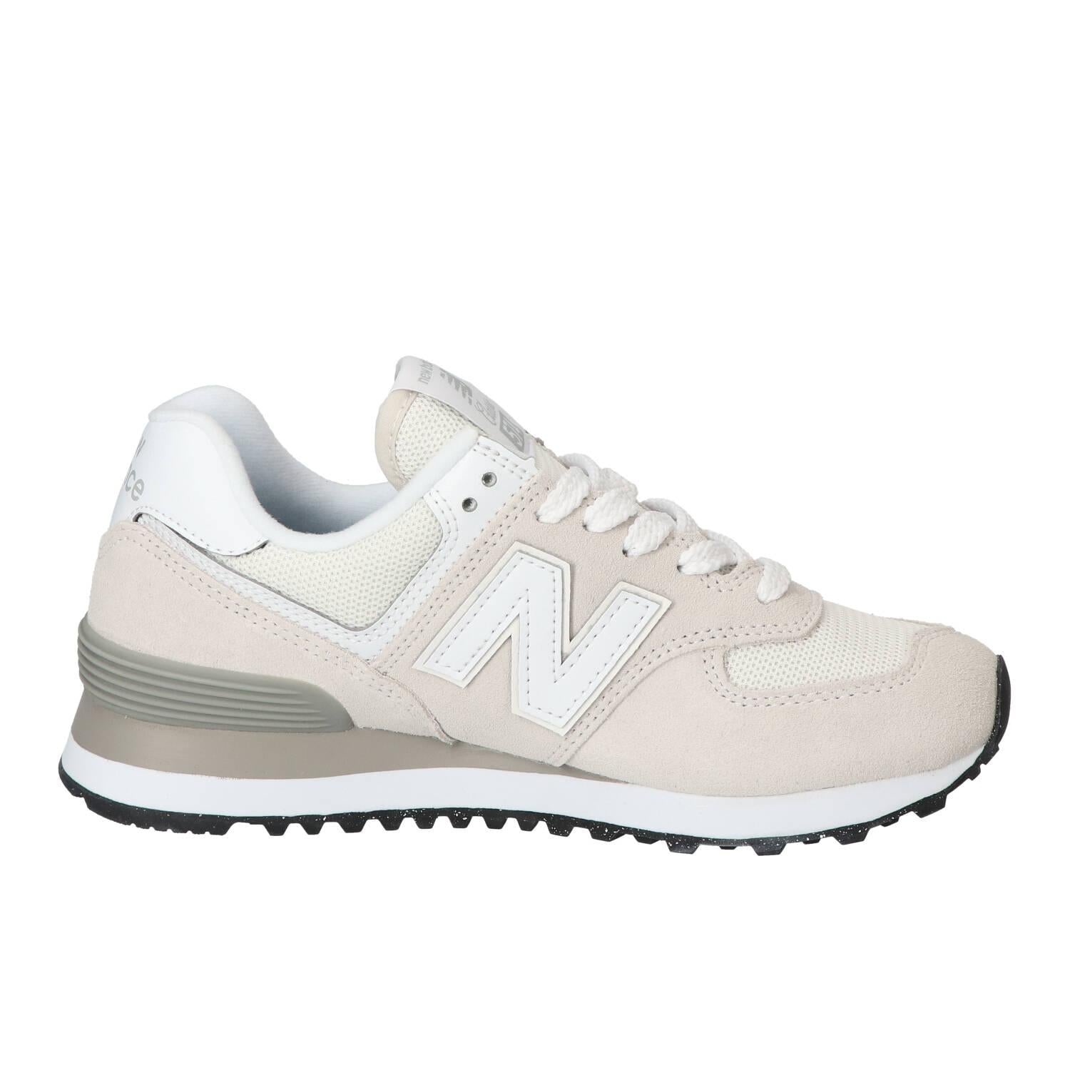 Baskets, beige clair