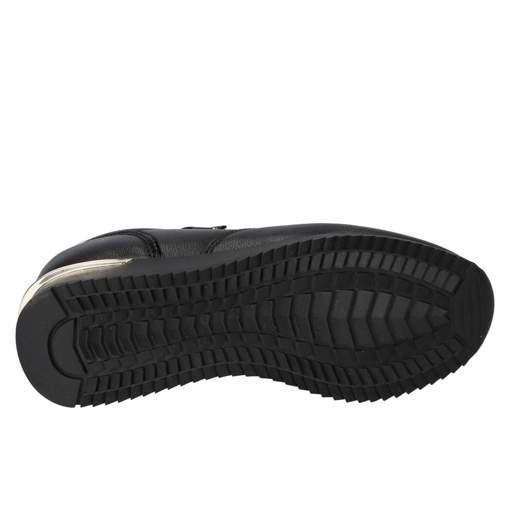 Sneakers, Zwart