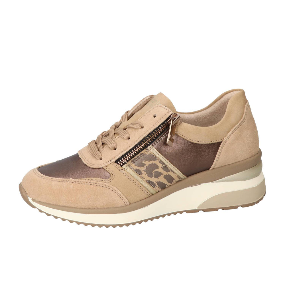 Baskets, beige clair