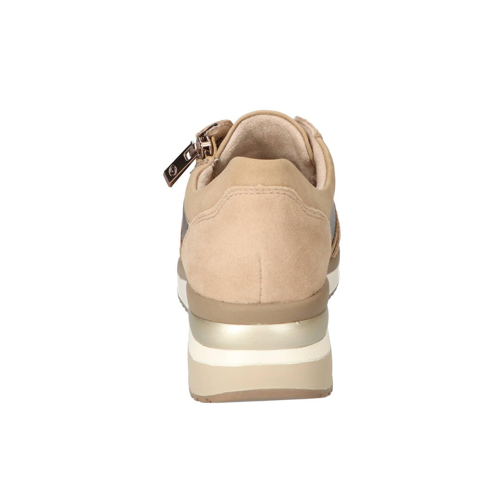 Baskets, beige clair