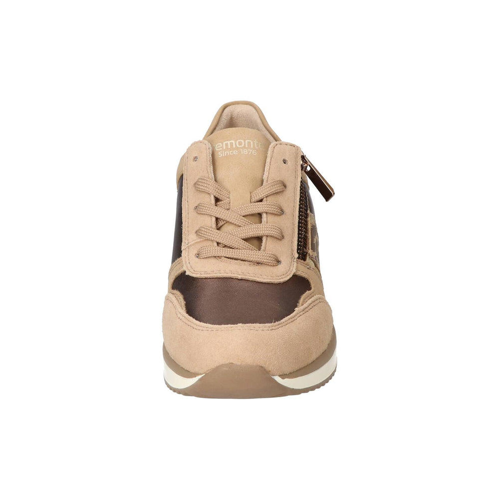 Baskets, beige clair