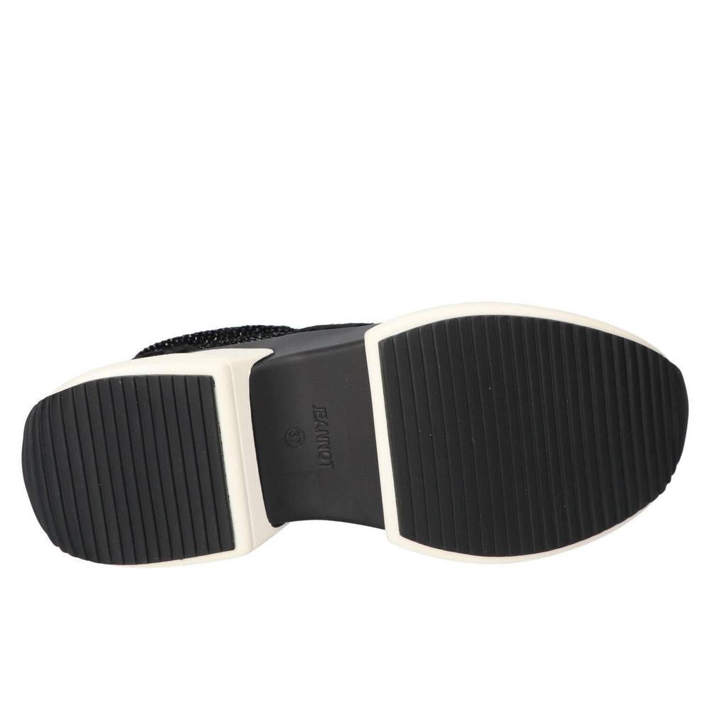 Sneakers, Zwart