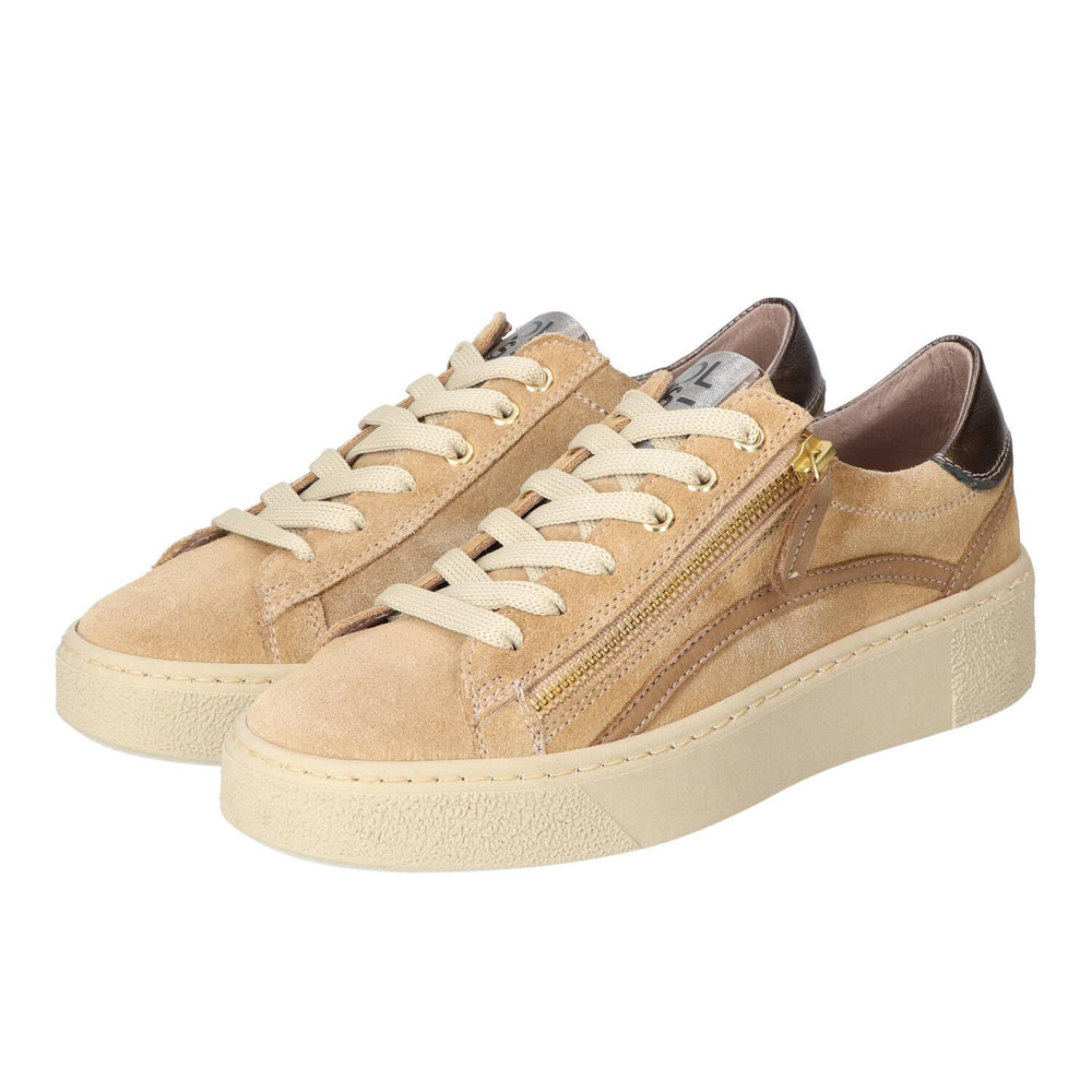 Baskets, beige clair