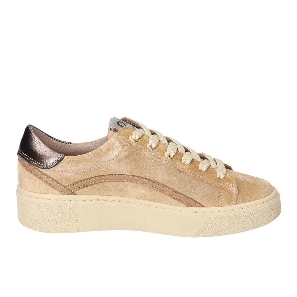 Baskets, beige clair