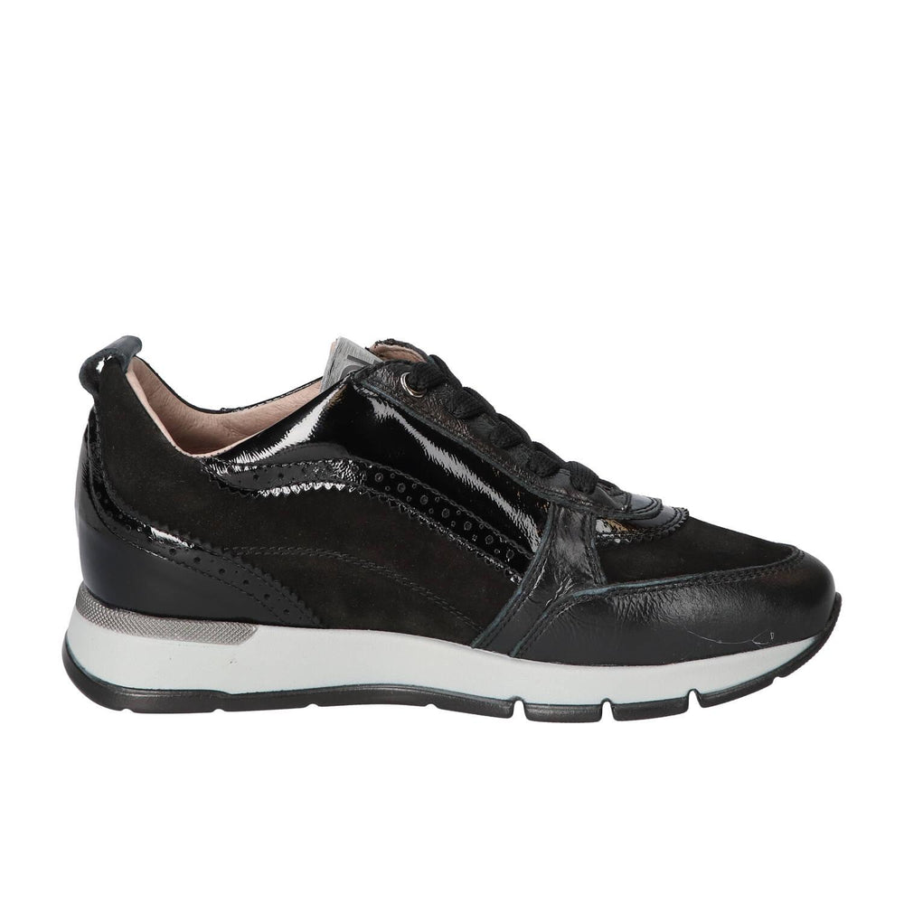 Baskets, noires