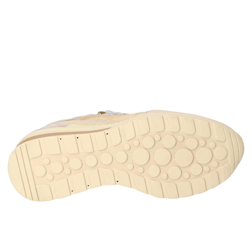 Baskets, beige clair