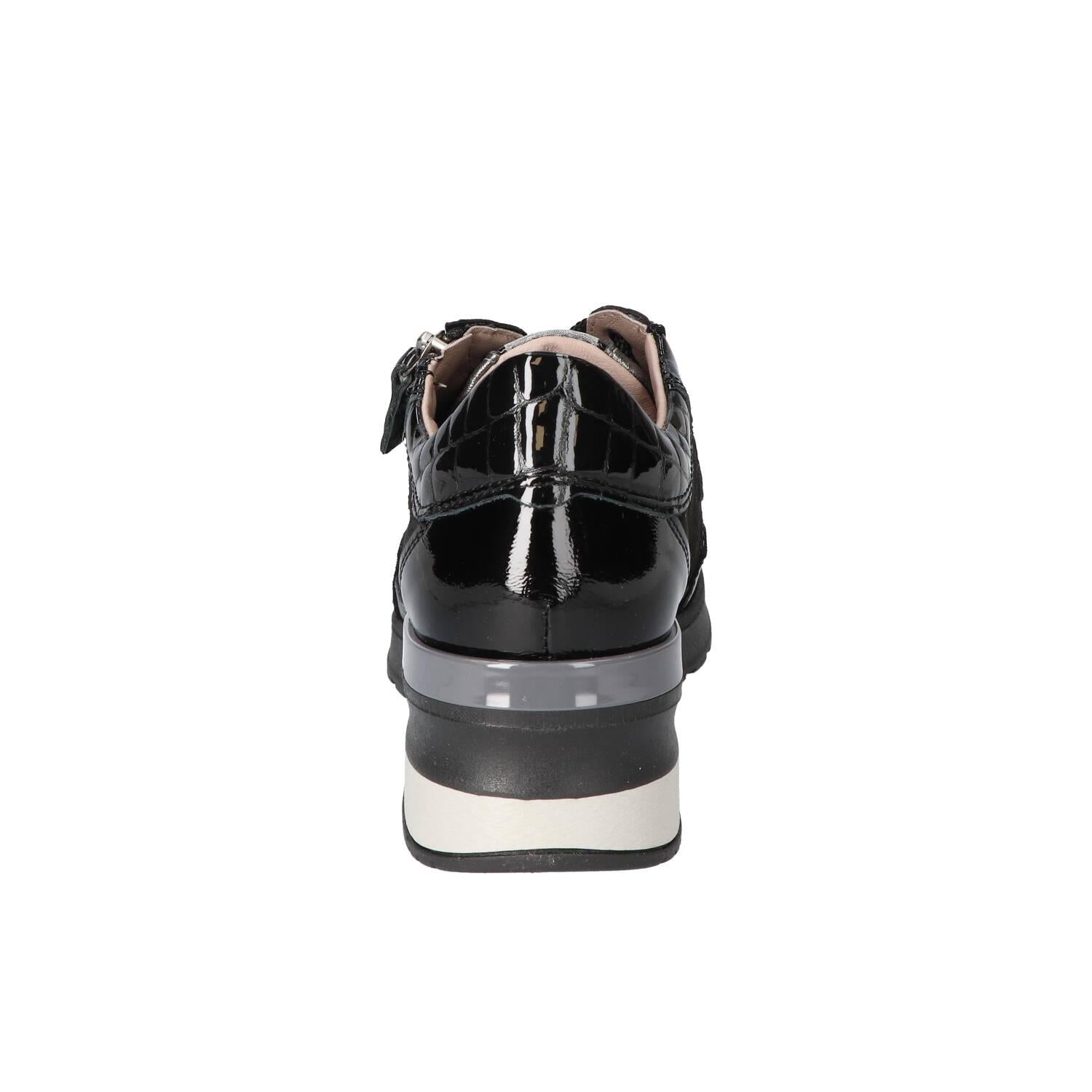 Sneakers, Zwart