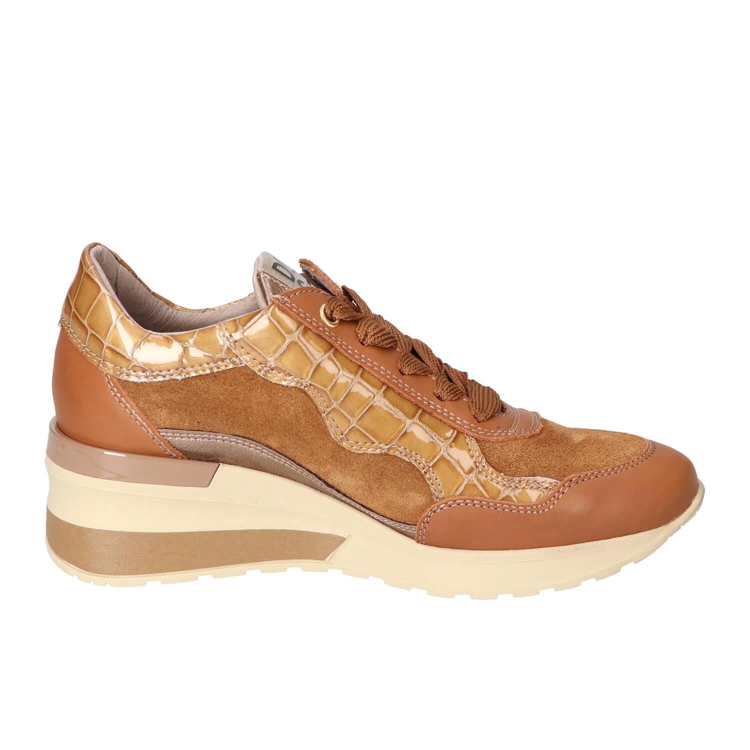 Sneakers, Cognac