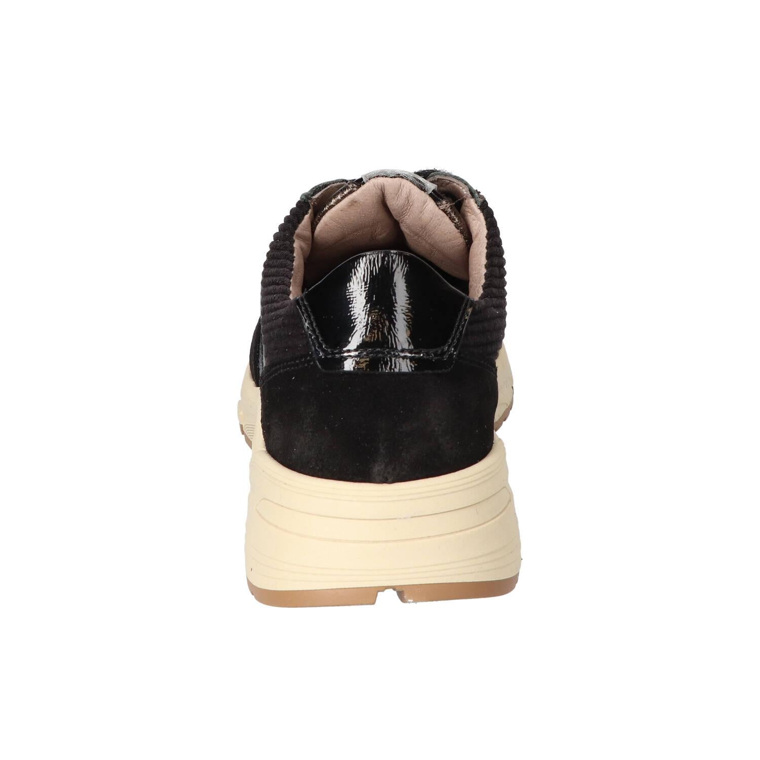 Sneakers, Zwart