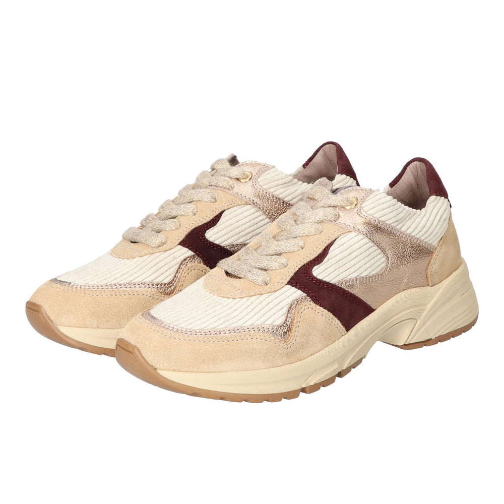 Baskets, beige clair