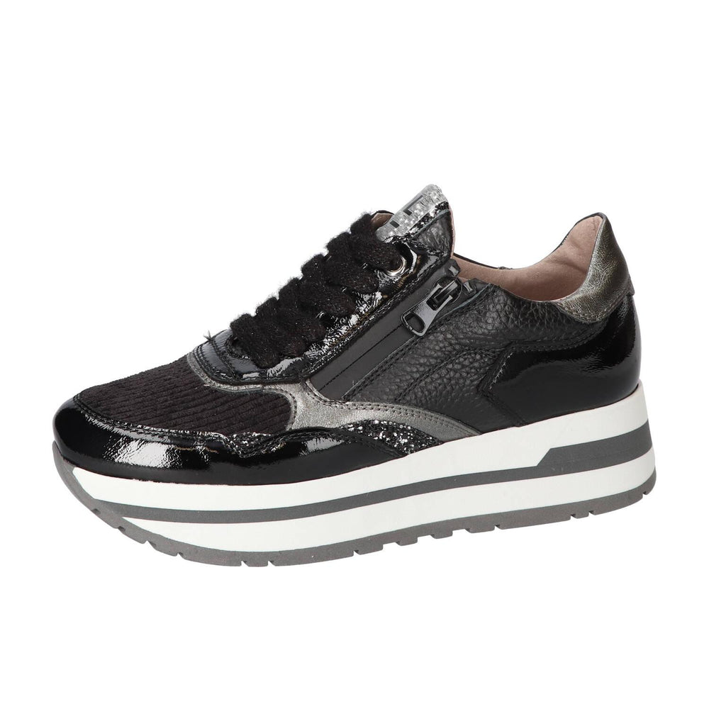 Baskets, noires