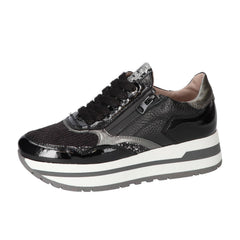 Sneakers, Zwart