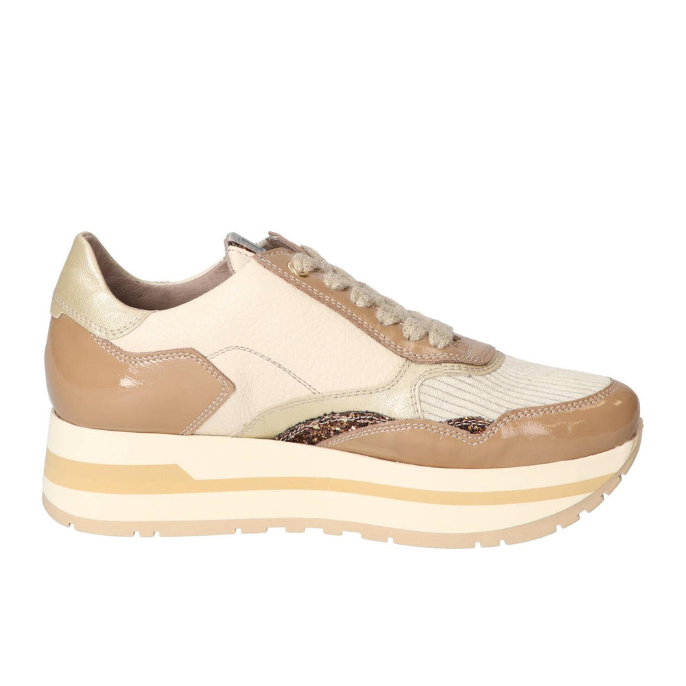 Baskets, beige clair