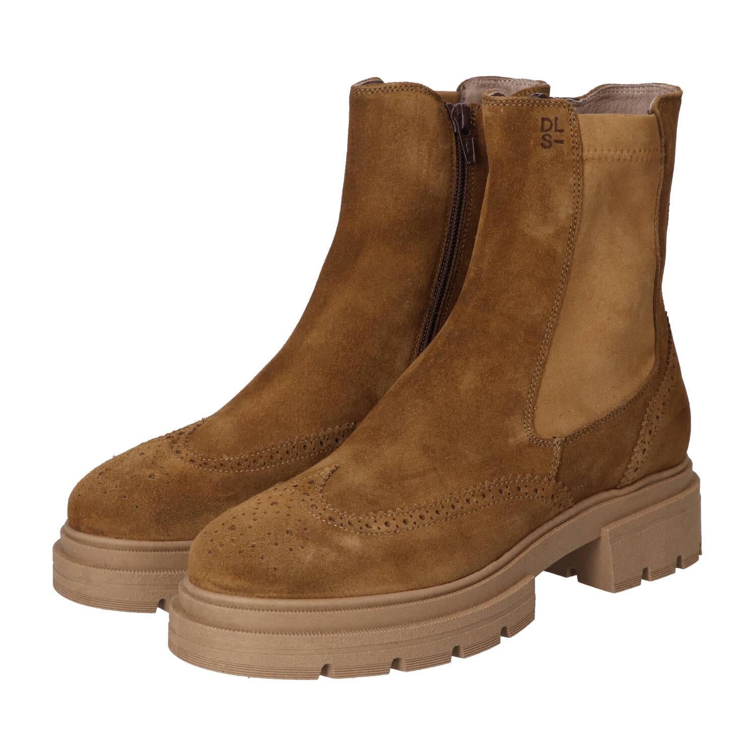 Booties, Cognac