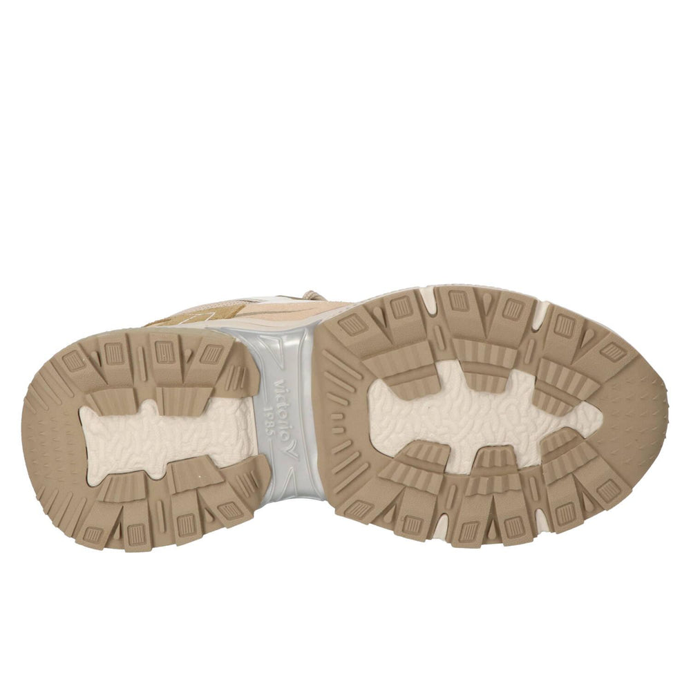 Baskets, beige clair