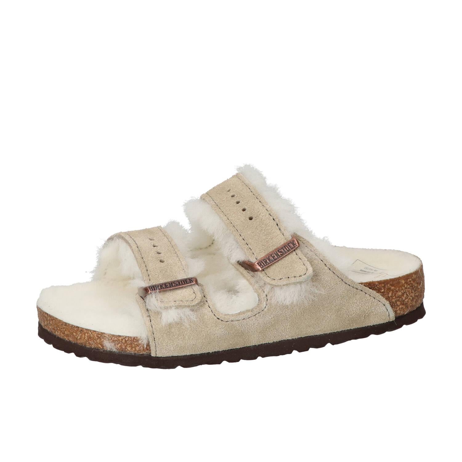 Chaussons, Taupe