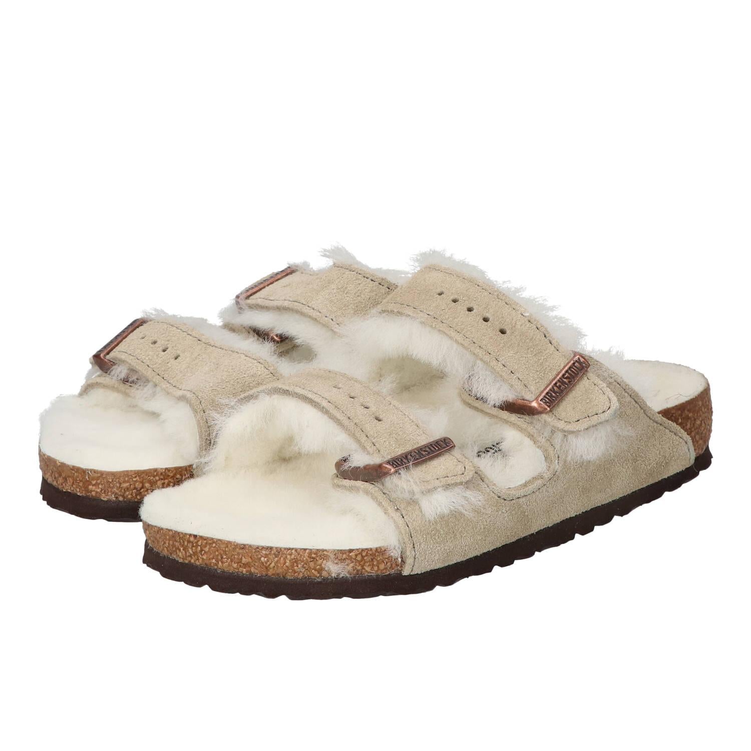 Chaussons, Taupe
