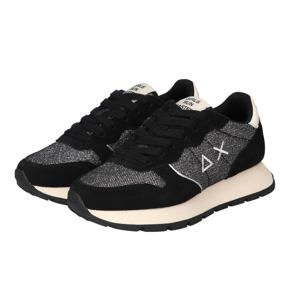 Sneakers, Zwart