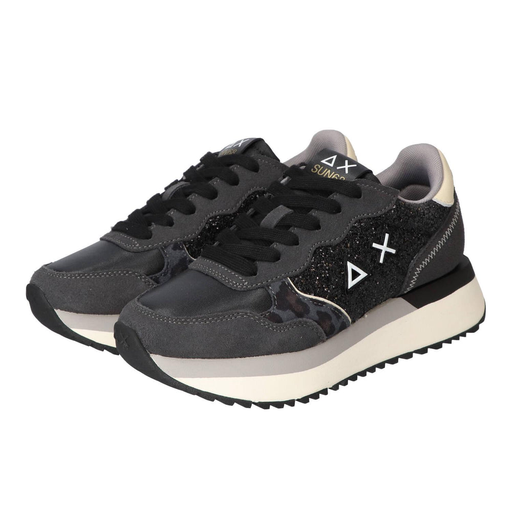 Sneakers, Zwart